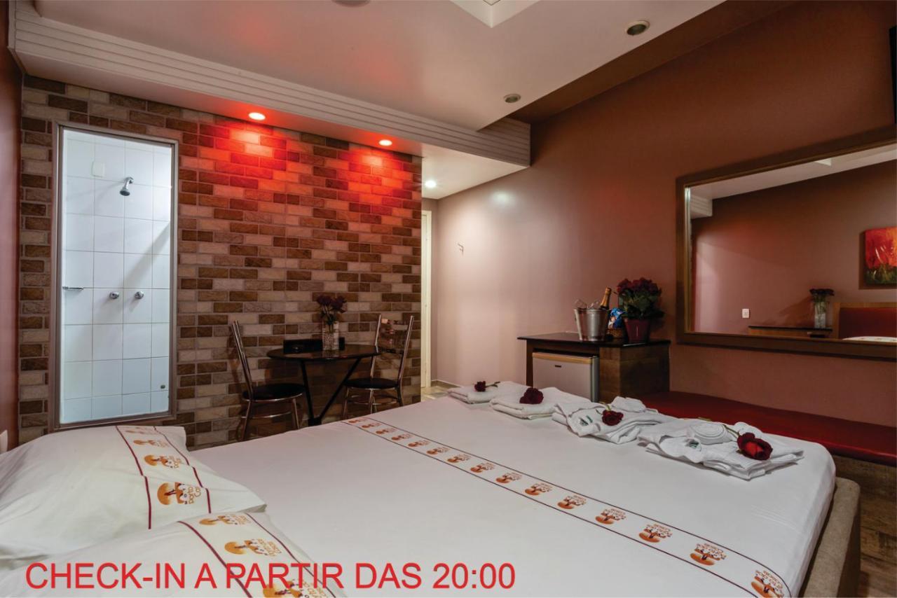 Motel Porto Dos Casais Porto Alegre Buitenkant foto